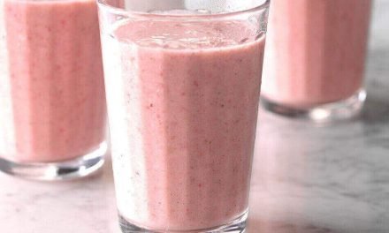 Strawberry Lime Smoothie Recipe: Tasty Smoothie for Afternoon