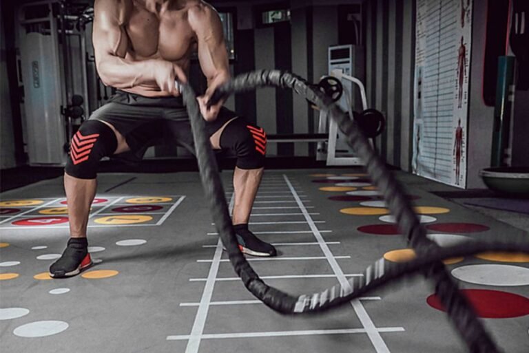 What Do Battle Ropes Workouts Really Do for Your Physique? - SPCFiTZ